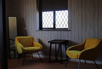 Riverview Suite