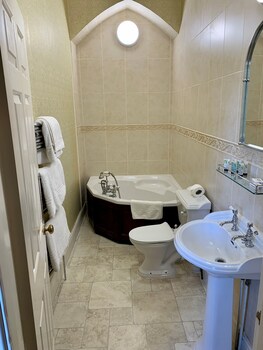 Classic Twin Room