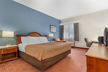 Standard Room, 1 King Bed, Accessible, Bathtub