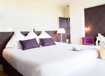 Deluxe Room, Seine