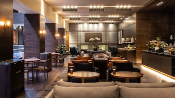 Signature Suite