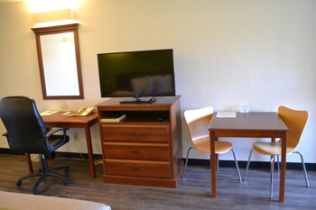 Standard Room, 1 Queen Bed, Accessible, Non Smoking