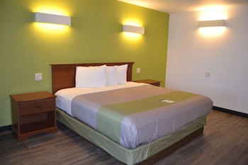 Deluxe Room, 1 King Bed, Non Smoking, Kitchen