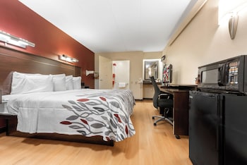 Superior Room, 1 King Bed, Accessible, Non Smoking (Roll-In Shower)