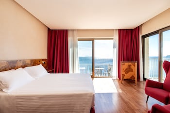 Junior Suite, Balcony, Sea View (Design)