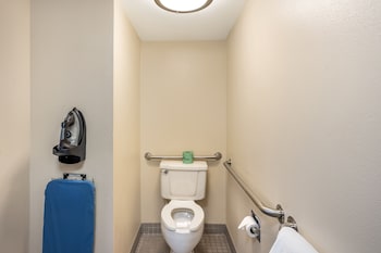 Standard Room, 1 Double Bed, Accessible (Smoke Free)