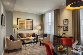 Suite, 1 Bedroom (Falconers)