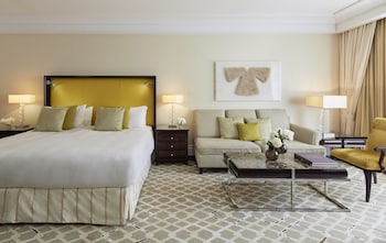 Deluxe Room, 1 King Bed