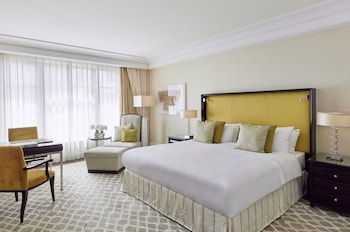 Superior Room, 1 King Bed