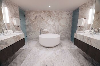 Maple Suite