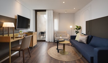 Suite (Low Floor)