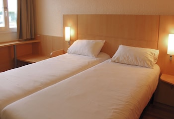 Standard Room, 2 Twin Beds