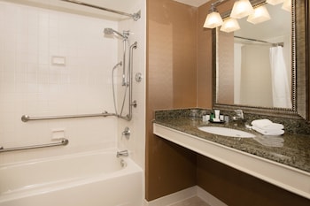 Room, 1 King Bed (Mobility Accessible, Tub)