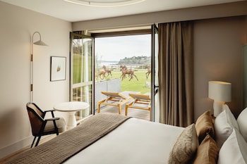 Deluxe Room - full sea view