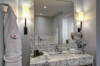 Suite (Castle View)