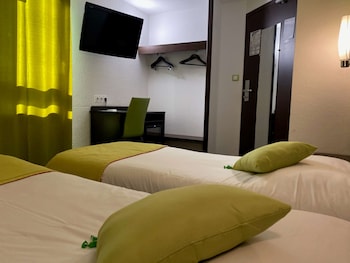 Standard Room, 2 Twin Beds