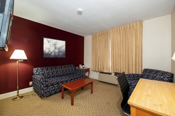 Suite, 2 Queen Beds, Non Smoking