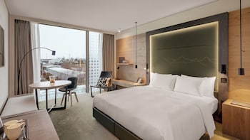 Executive Room, 1 King Bed, Non Smoking