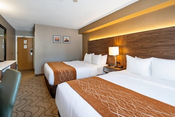 Standard room, 2 Queen Beds, Nonsmoking, Ground Floor