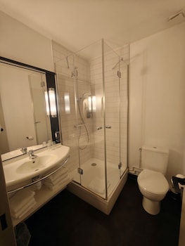 Family Double Room, Multiple Beds (New Design)
