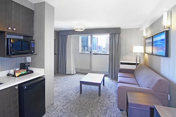 Suite, 1 King Bed with Sofa bed, Jetted Tub