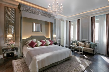 Ambassador 2 Bedroom Suite