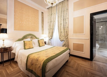 Basic Double Room, 1 Queen Bed