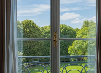 Junior Suite, 1 King Bed, Park View (Palace 5 Star)