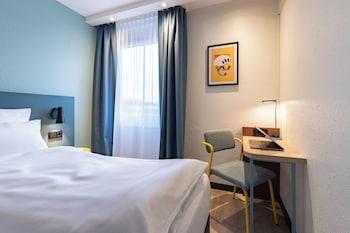Standard Room, 2 Twin Beds, Garden View