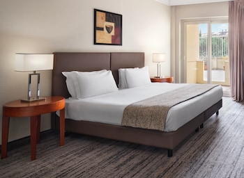 Junior Suite, Multiple Beds