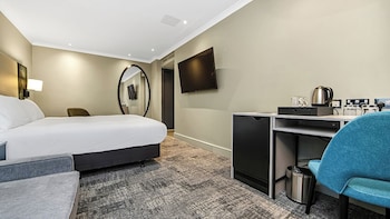 Room, 1 King Bed, Accessible