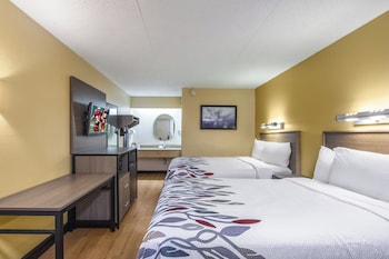Deluxe Room, 2 Double Beds (Smoke Free)