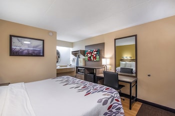 Deluxe Room, 1 King Bed (Smoke Free)