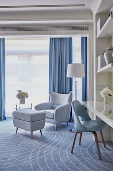 Premium Room, 1 King Bed, Sea View