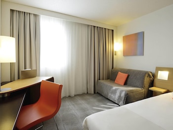 Family Room, Multiple Beds