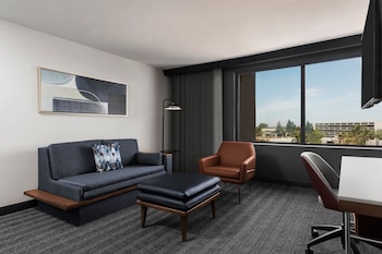 Suite, 1 Bedroom, Hearing Accessible (Accessible Bathtub)