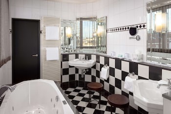 Victoria Suite