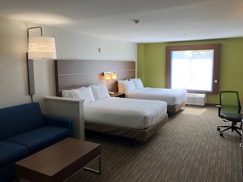 Suite, Multiple Beds