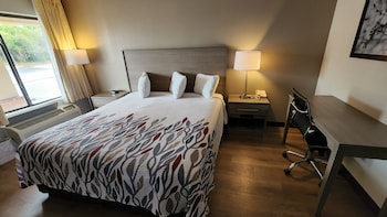 Superior Room, 1 King Bed (Smoke Free)