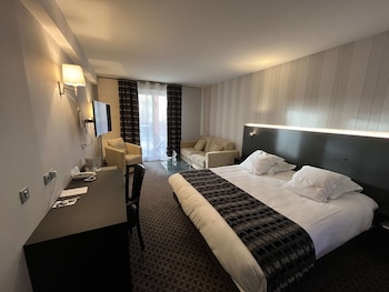 Junior Suite, 1 King Bed, Non Smoking