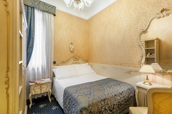 Classic Single Room