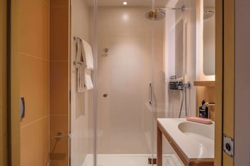 Junior Suite, 1 King Bed
