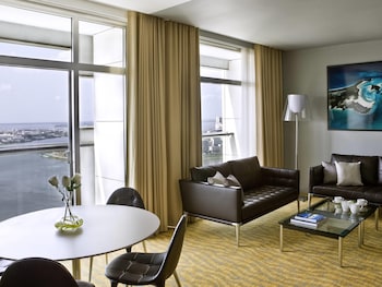 Suite, 2 Twin Beds, Balcony