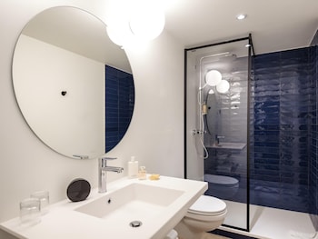 Privilege, Room, 1 Double Bed, Patio, Garden View