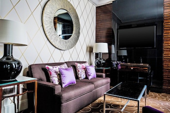 Mosaic Suite Twin