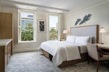 Banyan Deluxe City View King, Newly Renovated