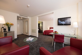 Superior Suite (Chic)