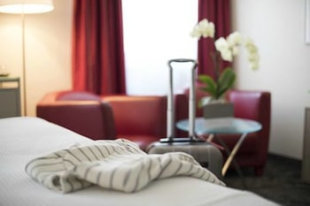 Superior Single Room (Chic)