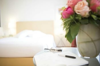 Comfort Single Room (Chic)