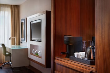 Executive Room, 1 King Bed